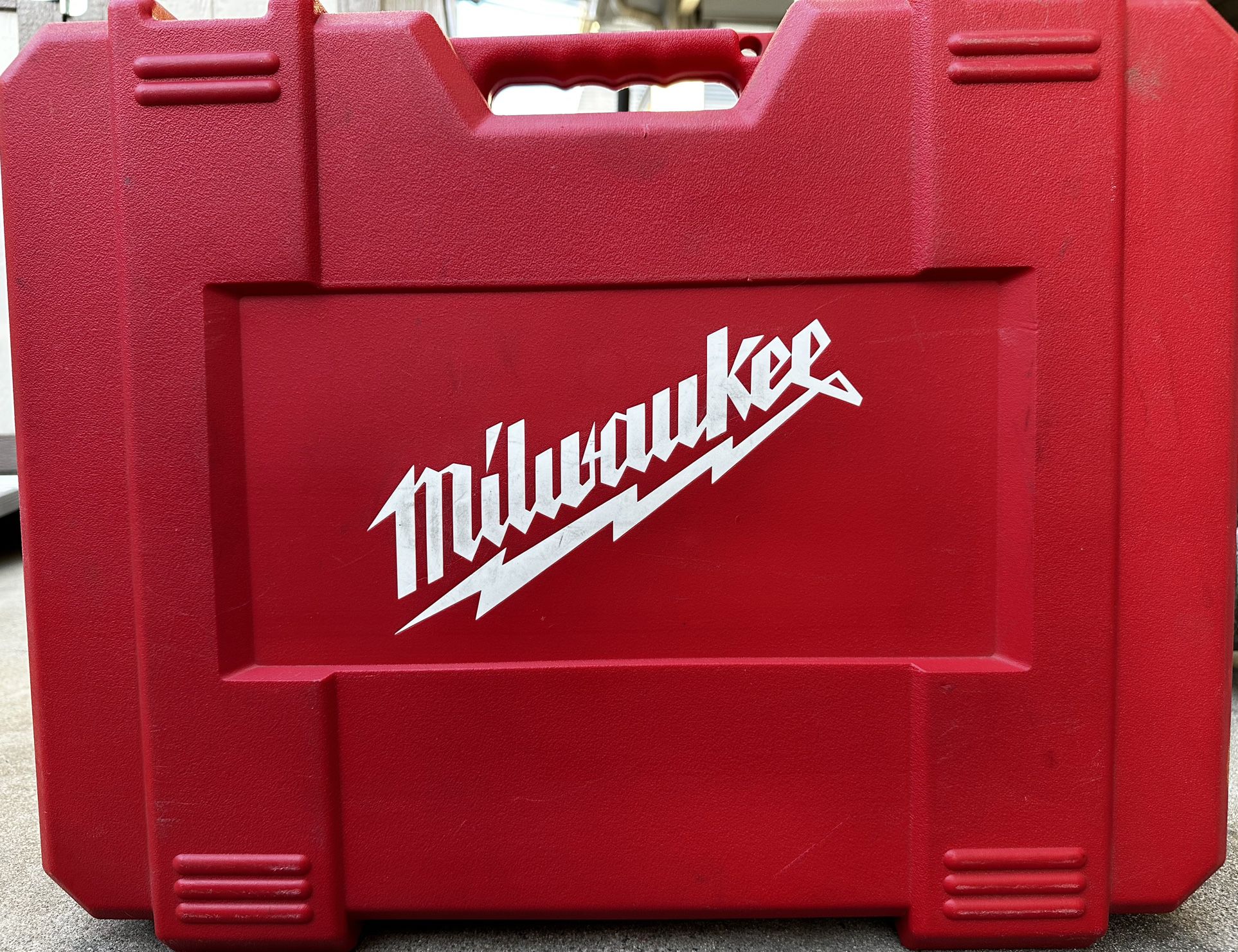 Milwaukee Drill And Sawzall Kit