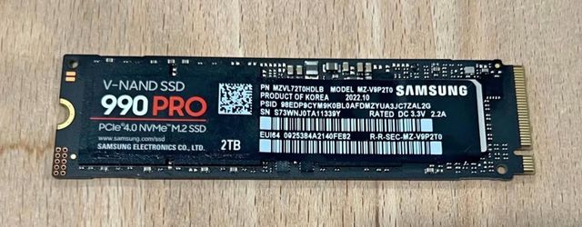 Samsung 990 Pro 2TB M.2 SSD
