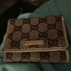 Authentic Gucci wallet