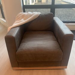 Pottery Barn - Leather Chair - Comfy