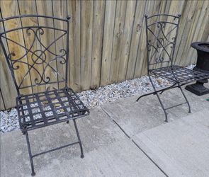 2 Wrought Iron Folding Garden Patio Chairs
