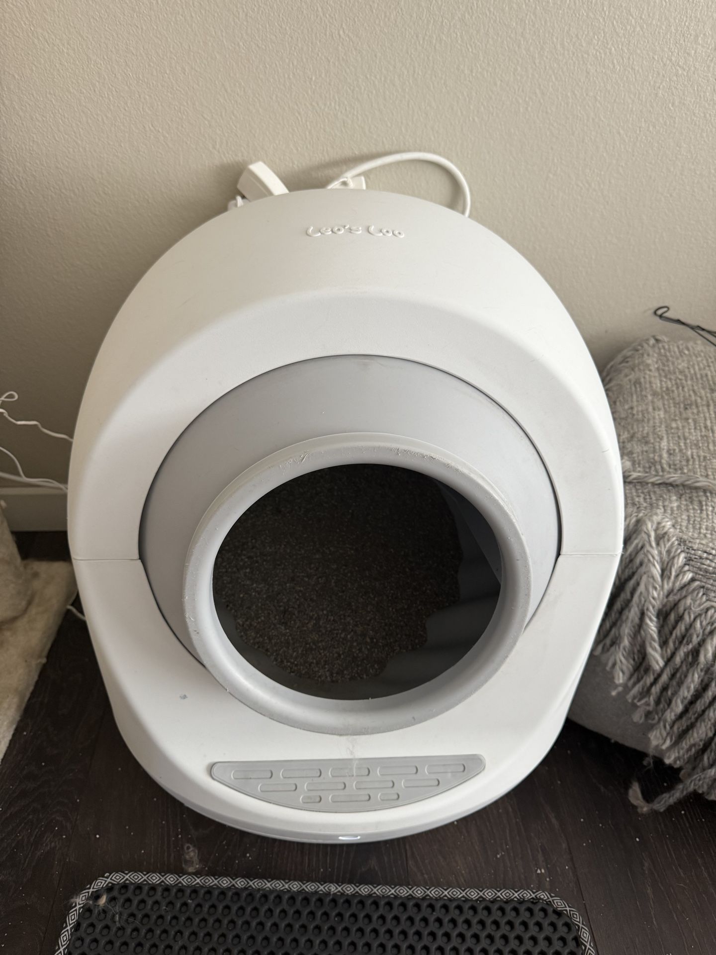 Leo’s Loo Too Gray Cat Litter Self Cleaning Robot Casa Leo