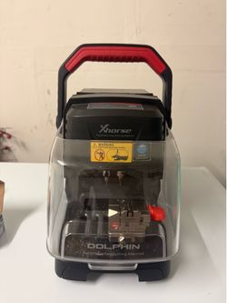 Key cutting machine