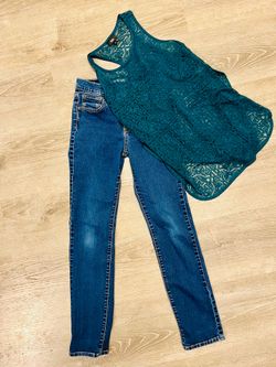 Women’s Levi”s Jeans and Top