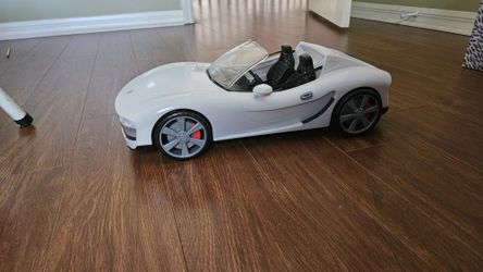 Rainbow High Color Change Car – Convertible Vehicle, 8-in-1 Light-Up