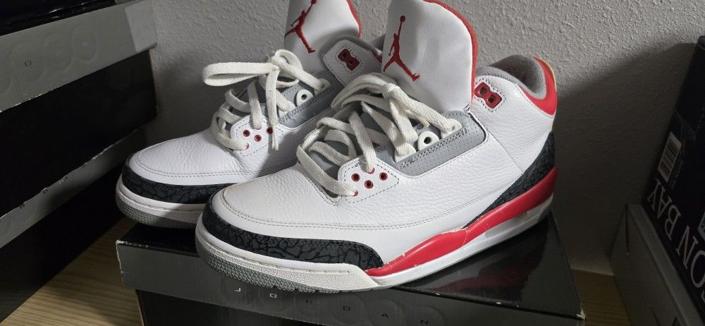 Jordan 3s Sz 11