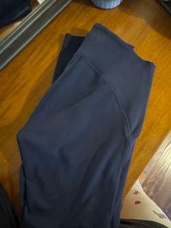 Lululemon leggings (navy blue)