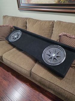 Kicker Comp Dual Subwoofer Enclosure