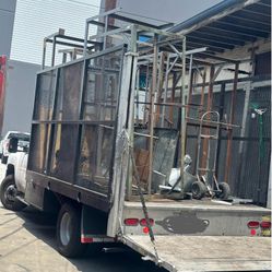 ♻️Free Pickup Metal♻️