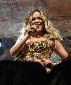 Karol G @ Sofi  8/15