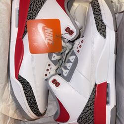 Jordan 3 “Fire red” 