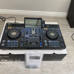 Pioneer XDJ-RX3 Digital DJ Controller *Original Box & Manual* Mint Condition