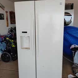 Kenmore Double Door Refrigerator 