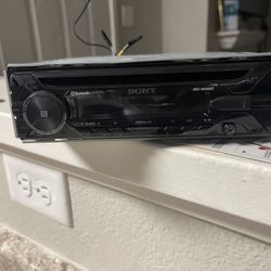 Sony Deck With Bluetooth And Remote