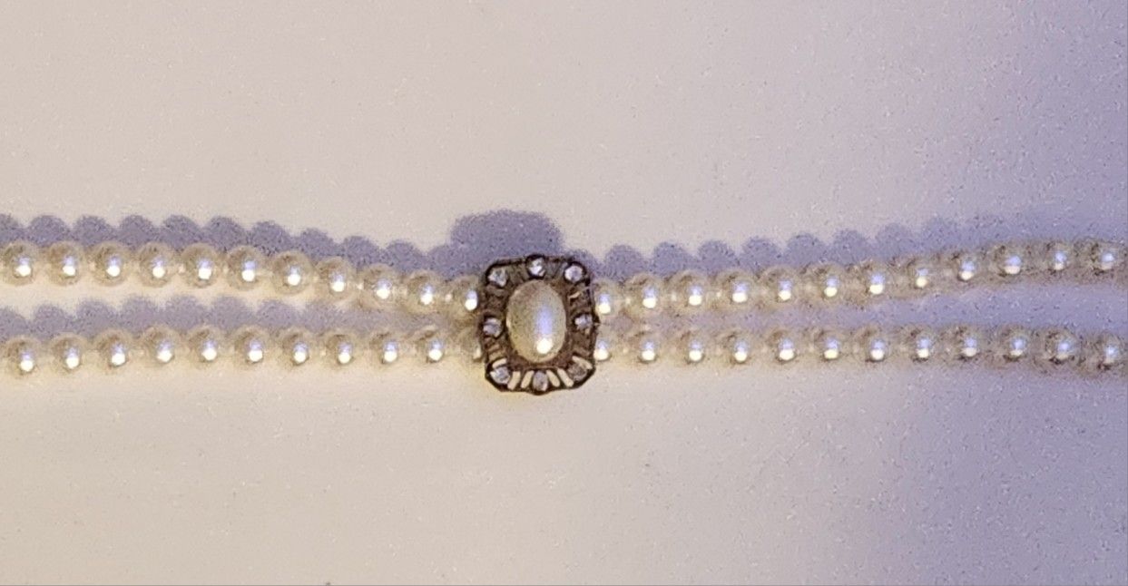 Vintage Pearl Choker
