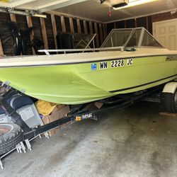 Bayliner with Mercury 850 Thunderbolt