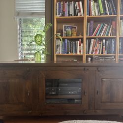 TV Console- Very High Quality*