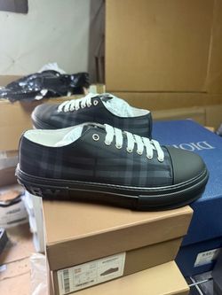 Burberry shoes