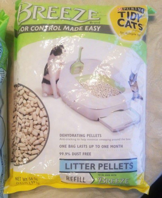 Breeze Cat Pads and Litter Pellets
