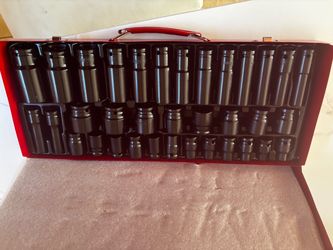 Impact Socket Set in Red Metal Case