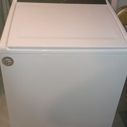 Whirlpool Washer Excellent Condition,  Like New 