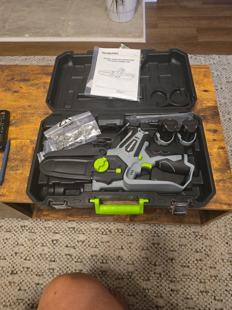 Workpro Garden Pruning Tool 12V