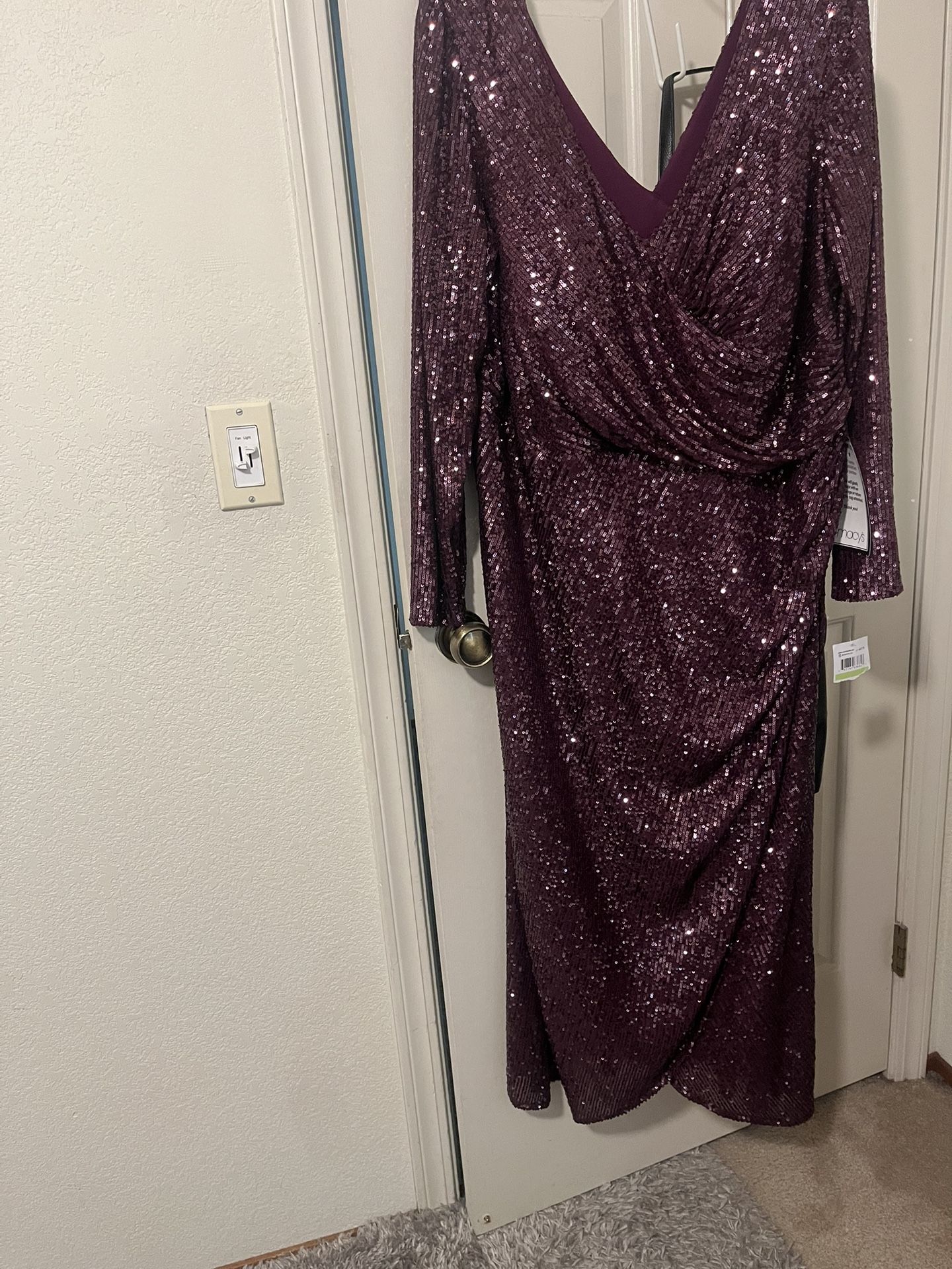 Dress long sleeve size 16