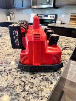 Milwaukee M18/M12 Multi-Voltage 6-Port Sequential Rapid Battery Charger w/ Batteries