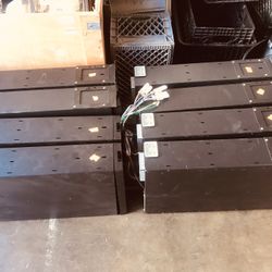 Lot Of 8 -APC 192RM Battery Pack Model SURT192XLBP