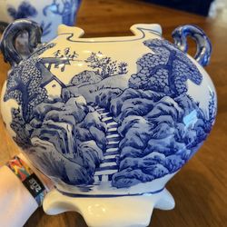 Vintage Blue and White Vase - Bombay Company