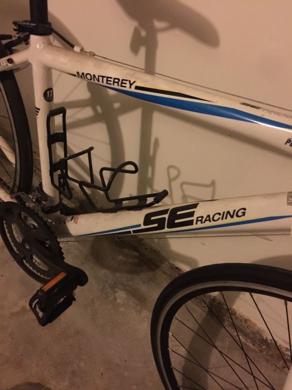 Monterey se racing bike 2025