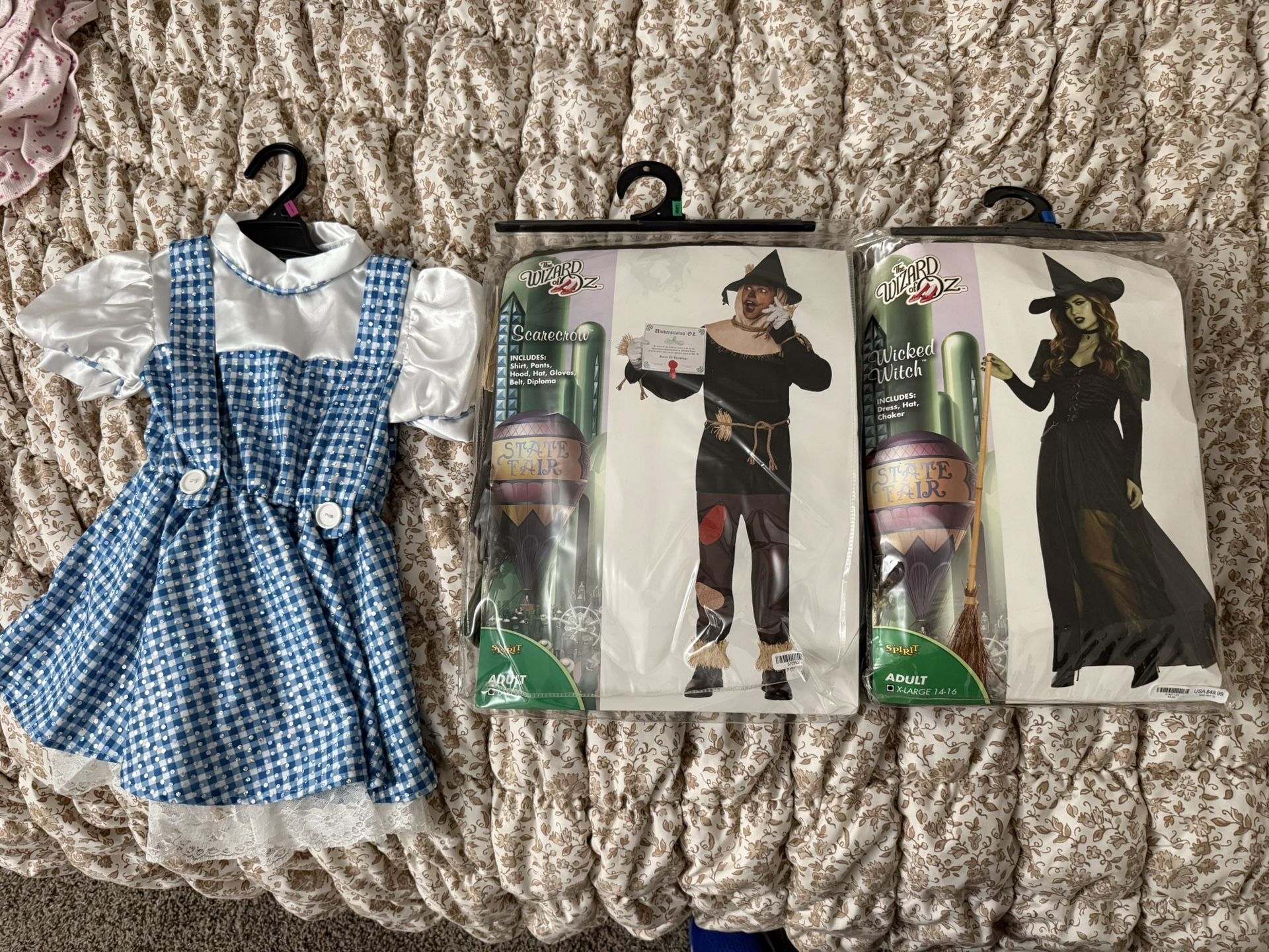 Halloween Costumes 