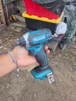 🎈read  makita 18v impact used no batt no charger tool only $60 firme 🎈 b serious person pls  area jersey village 77O41