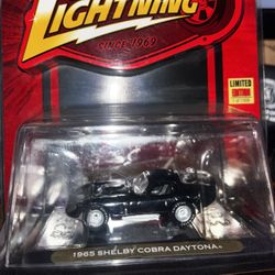 Johnny Lightning 