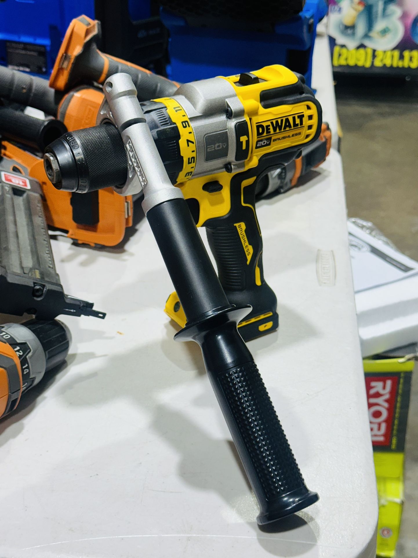 DEWALT 20V MAX Brushless Cordless 1/2 in. Hammer Drill/Driver with FLEXVOLT ADVANTAGE (Tool Only)