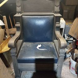 A King Chair