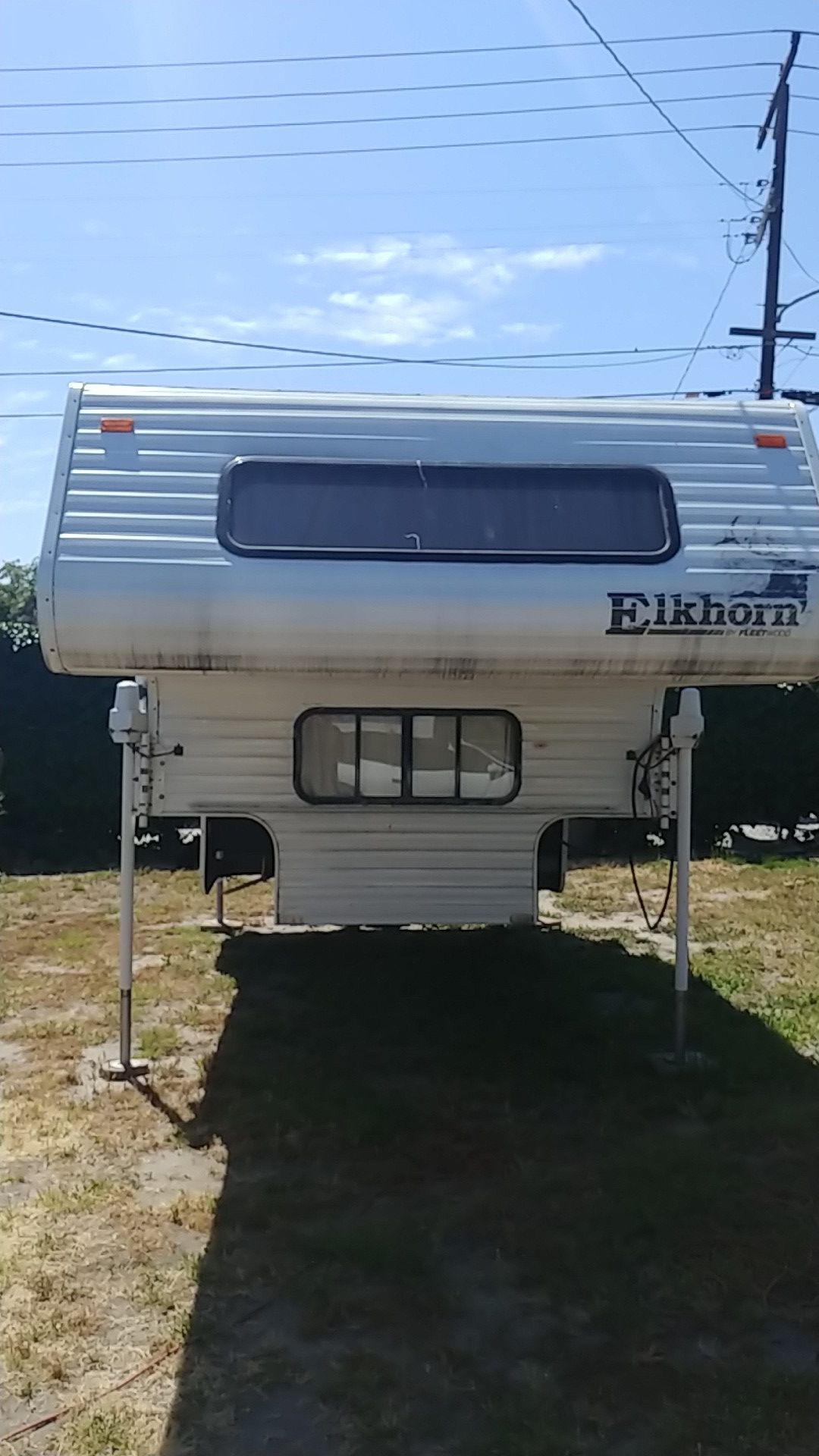 Truck Camper 13' Elkhorn