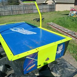 Air Hockey Table