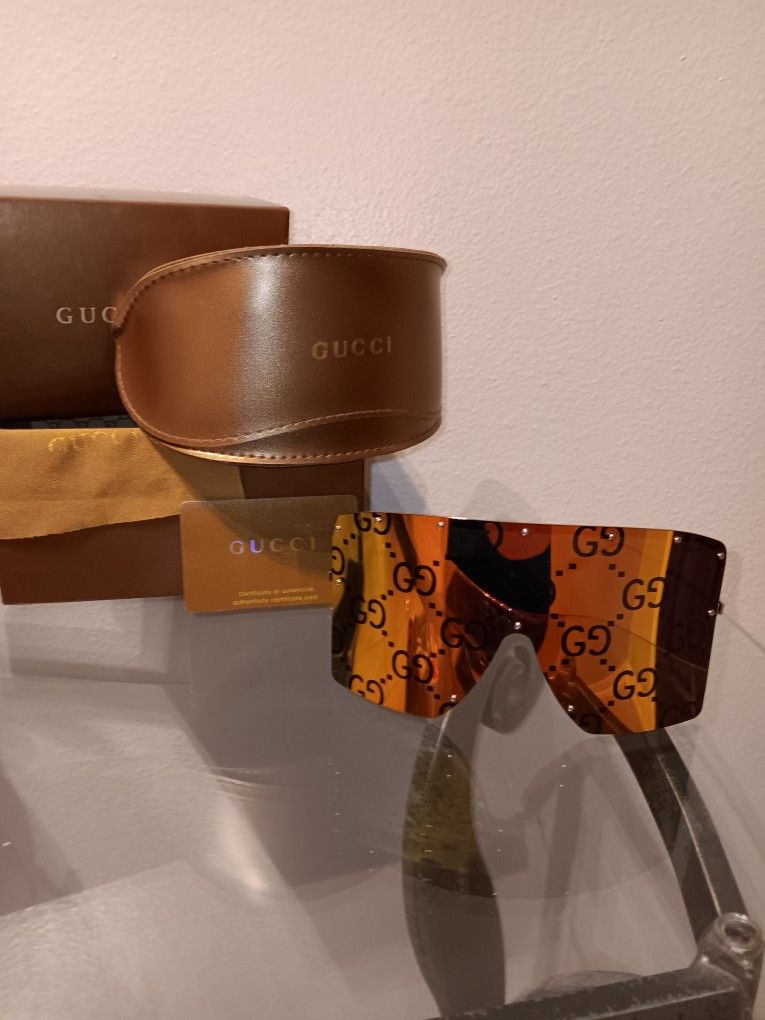 Gucci GG1244S