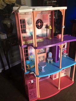 Doll house