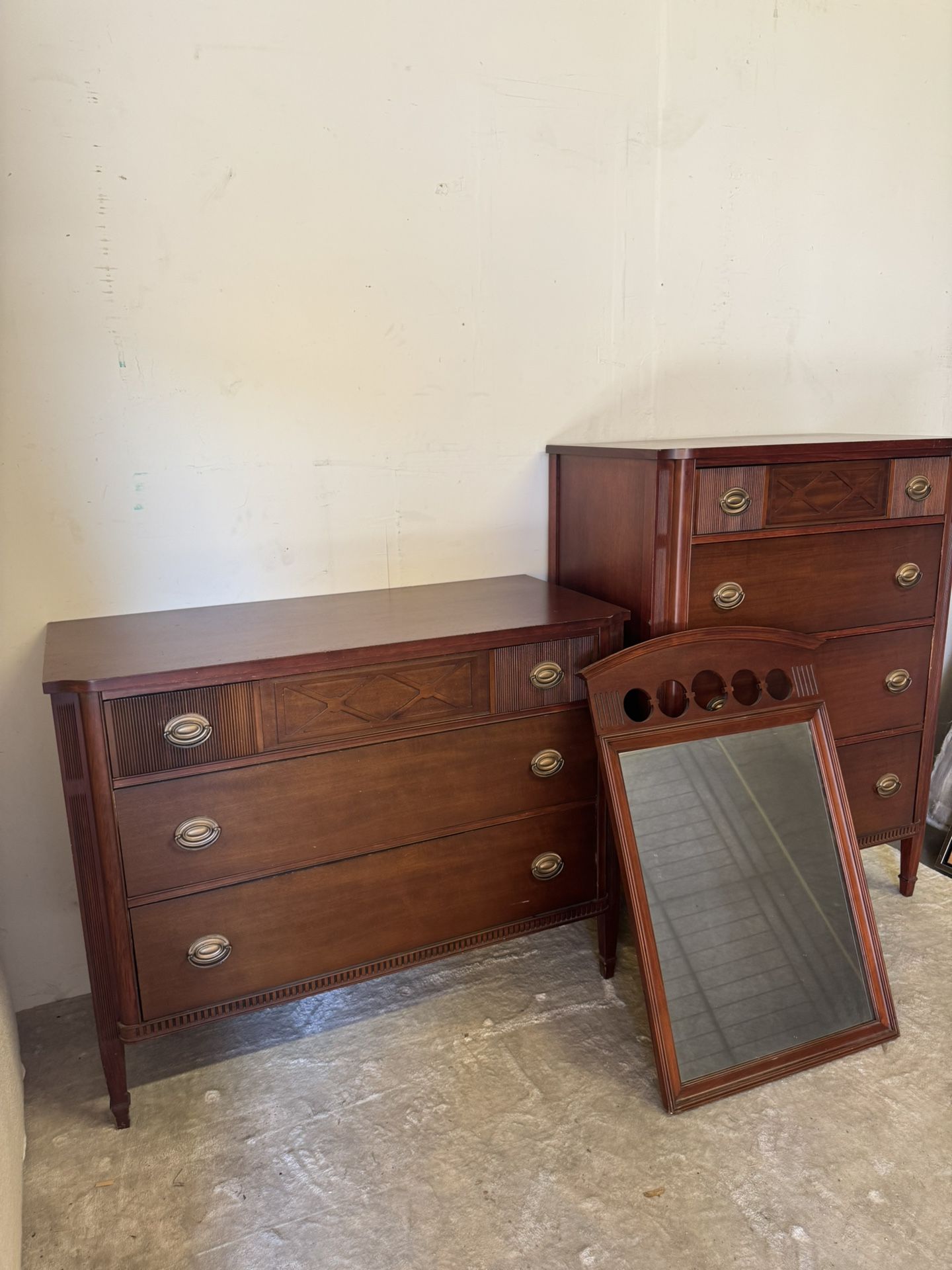 Cherry Wood Dresser Set