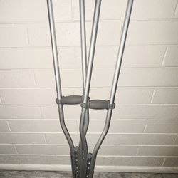 Drive Medical Adult Walking Crutches