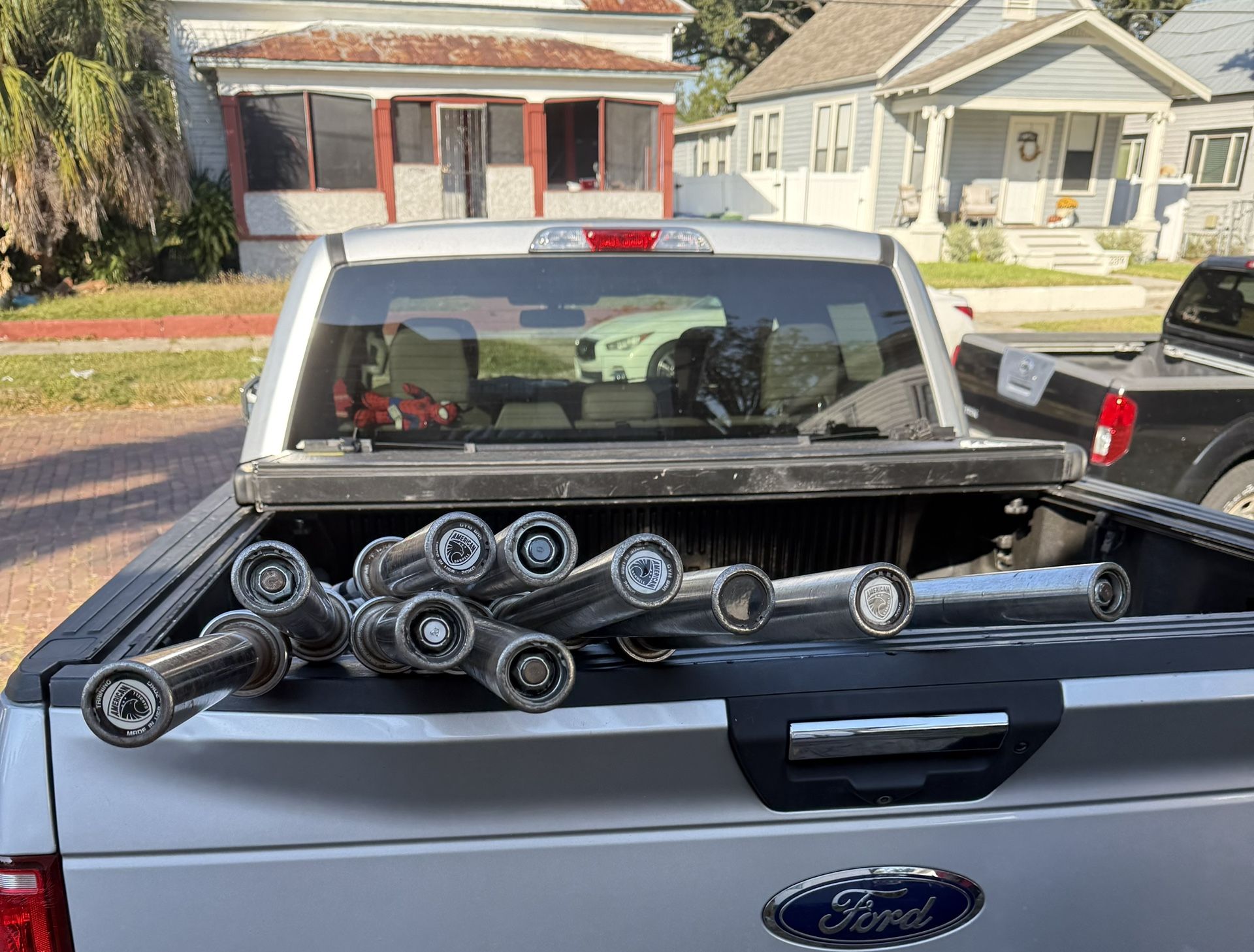 American Barbell – Olympic Barbell 20kg – Commercial Grade – $100