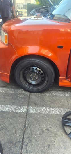 2004 Scion XB steel wheels