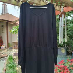Ladies Long Sleeves Black Dress Size 22