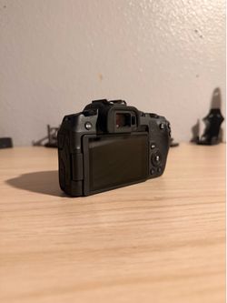 Canon EOS R8 FIRM PRICE