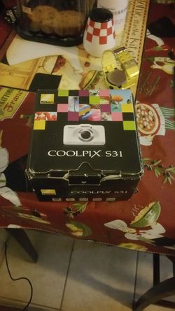 Nikon Coolpix S31 Camera