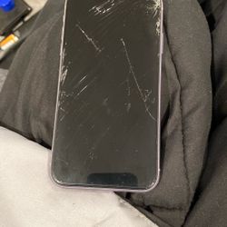 CRACKED !!! Unlocked iPhone 11 