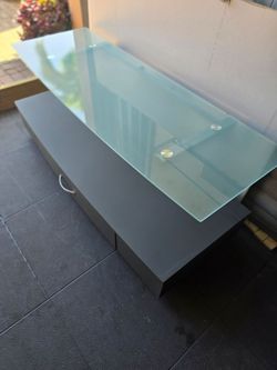 Glass TV entertainment stand