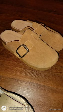 Tan sandal s
